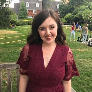 Meet your Posher, Lauren